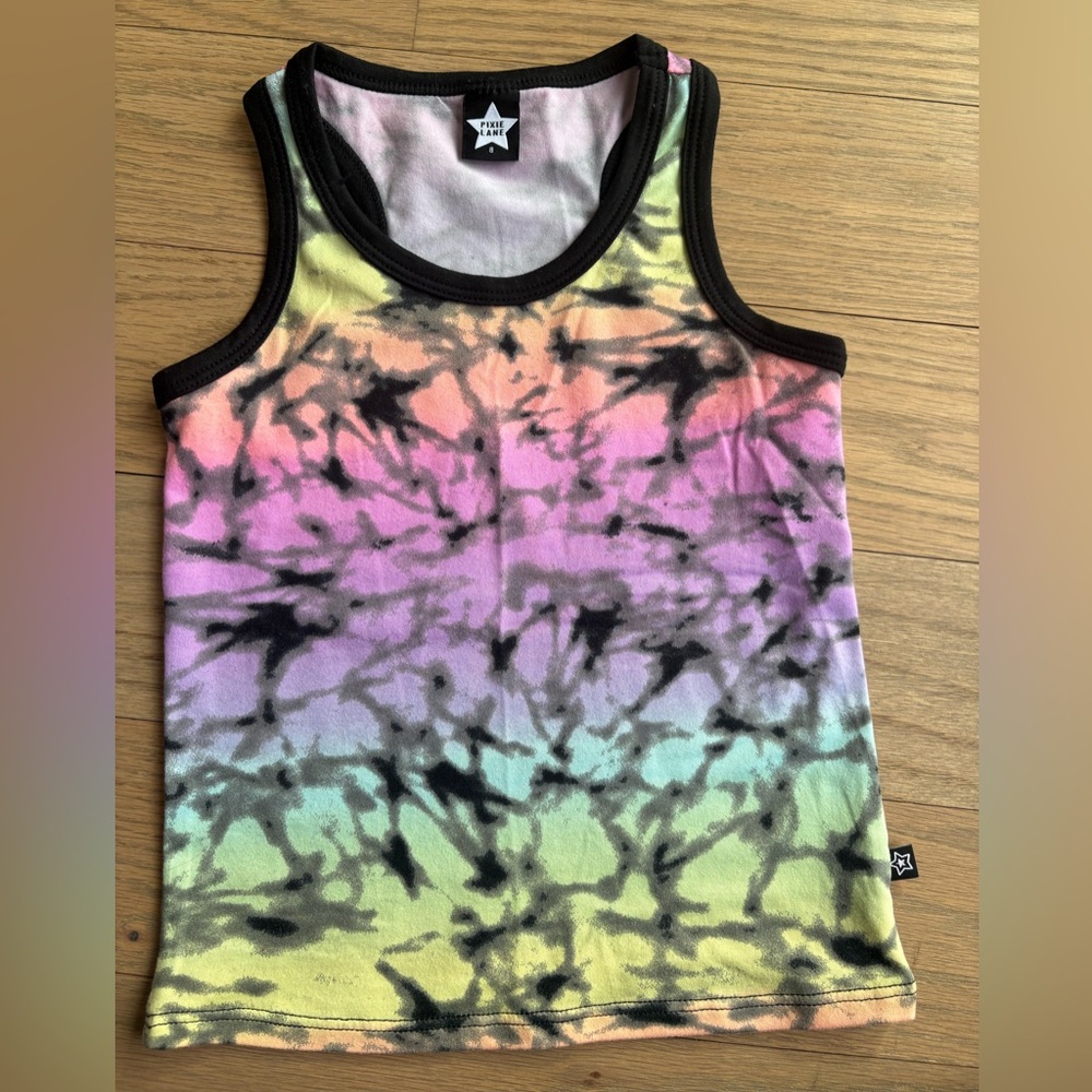 Pixielane brand girls tank top. Size 8. Worn once!